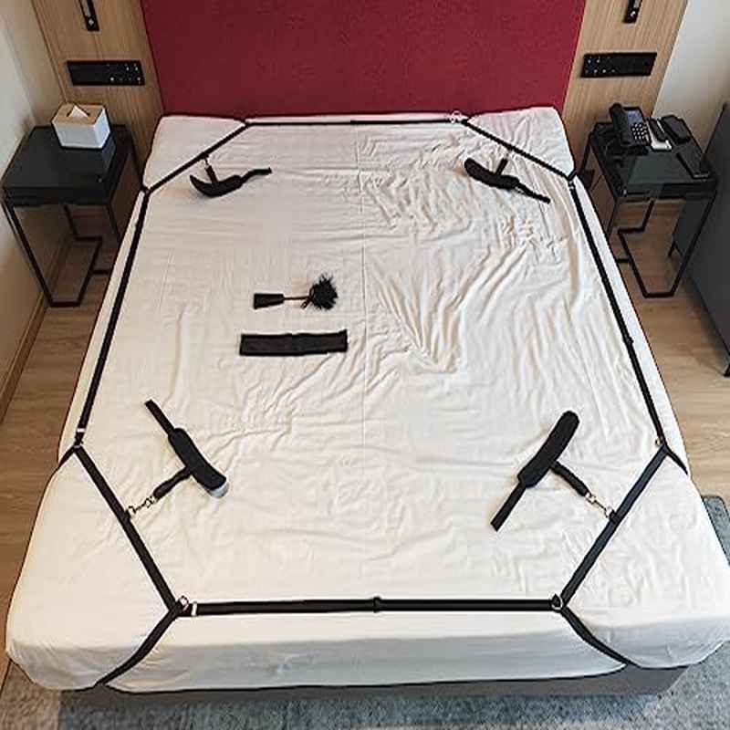 Bed Restraint Bondage Set With Adjustable Straps And Quick Installation