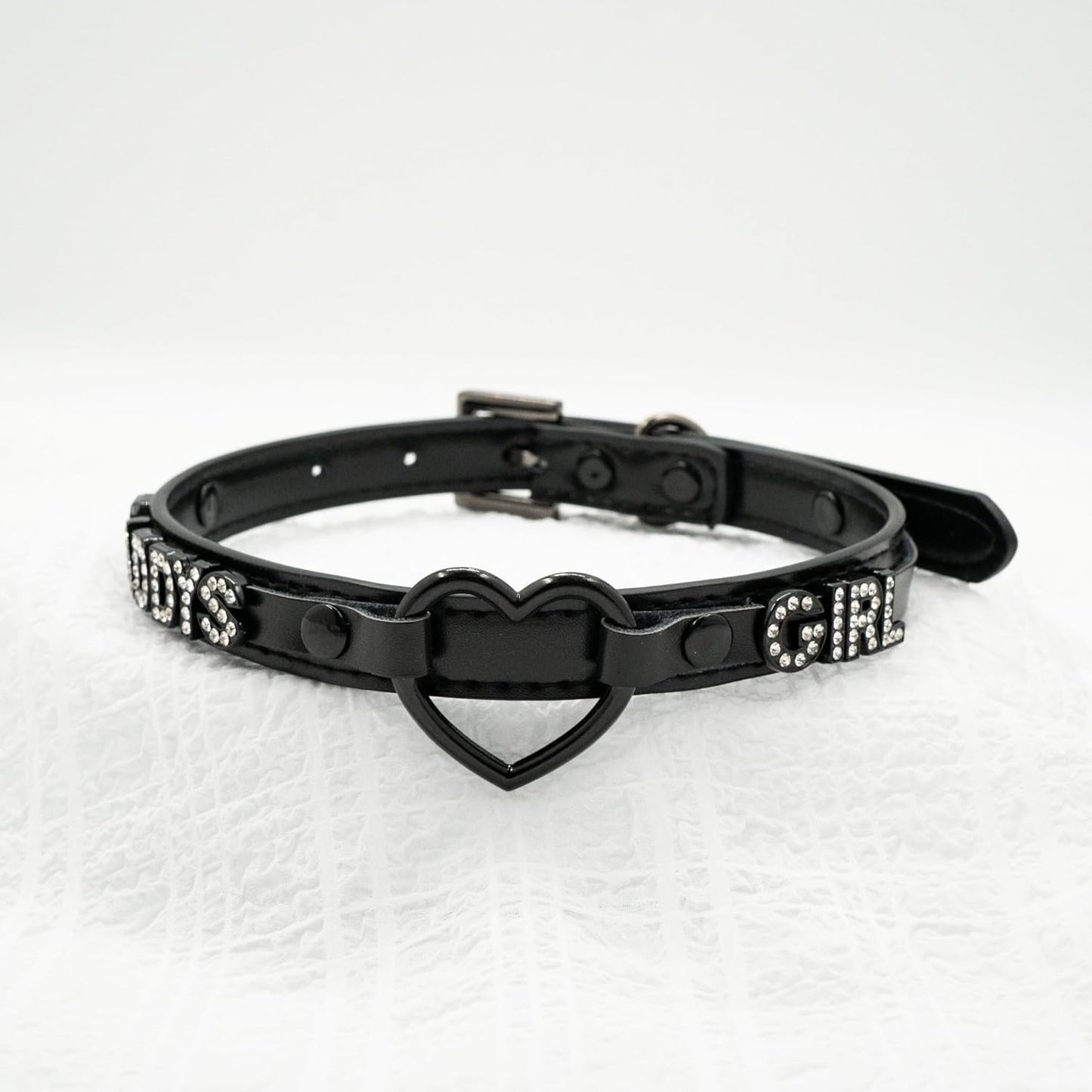 Adjustable Heart Choker Necklace With O Ring Pendant And Leatherlike Strap
